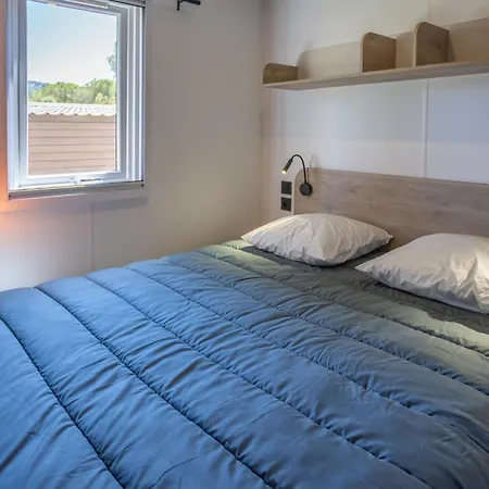 Kamp alanı Maeva Escapades Le Hameau Des Pins 3*